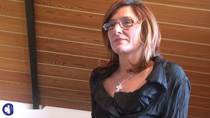 Pierced Amateur Wife Masturbating MILF